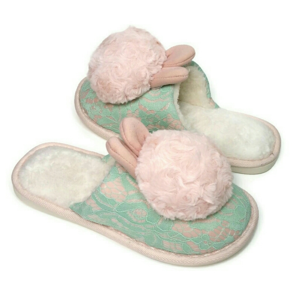 Komyufa Winter House Slippers Cute Rose Pom Rabbit